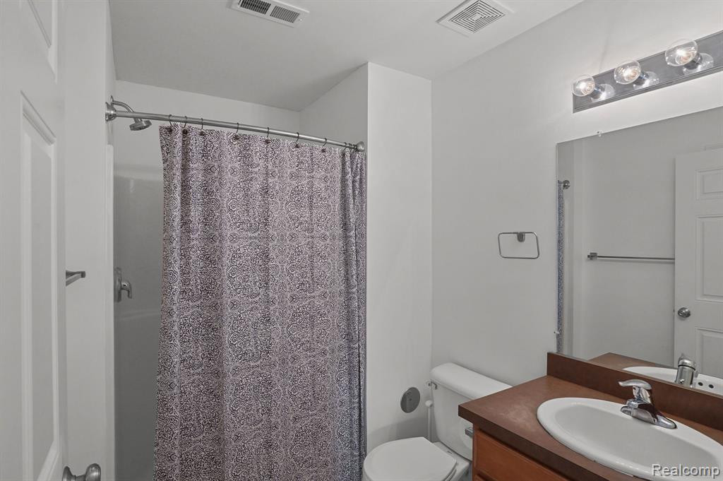 841 E Summerfield Glen Circle, Ann Arbor, MI 48103 — Photo 14