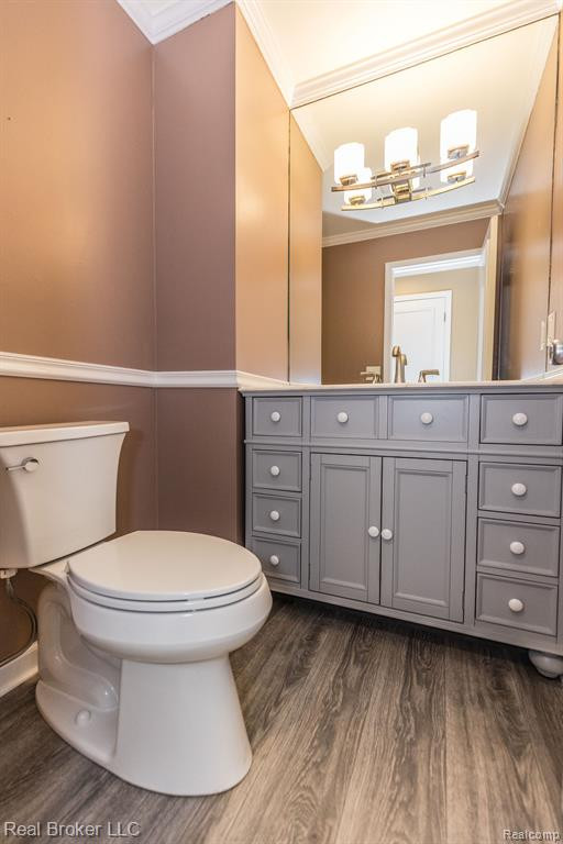 1737 S HILL Boulevard, Bloomfield Hills, MI 48304 — Photo 8