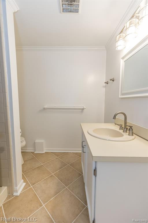 1737 S HILL Boulevard, Bloomfield Hills, MI 48304 — Photo 37