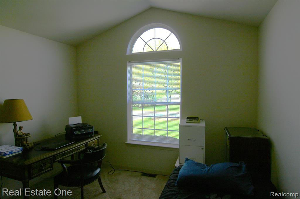 197 Shore Brook Lane, Commerce Twp, MI 48390 — Photo 10