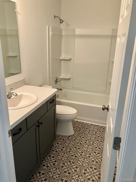 10037 SWAN LAKE Circle, 6, Ypsilanti, MI 48197 — Photo 9