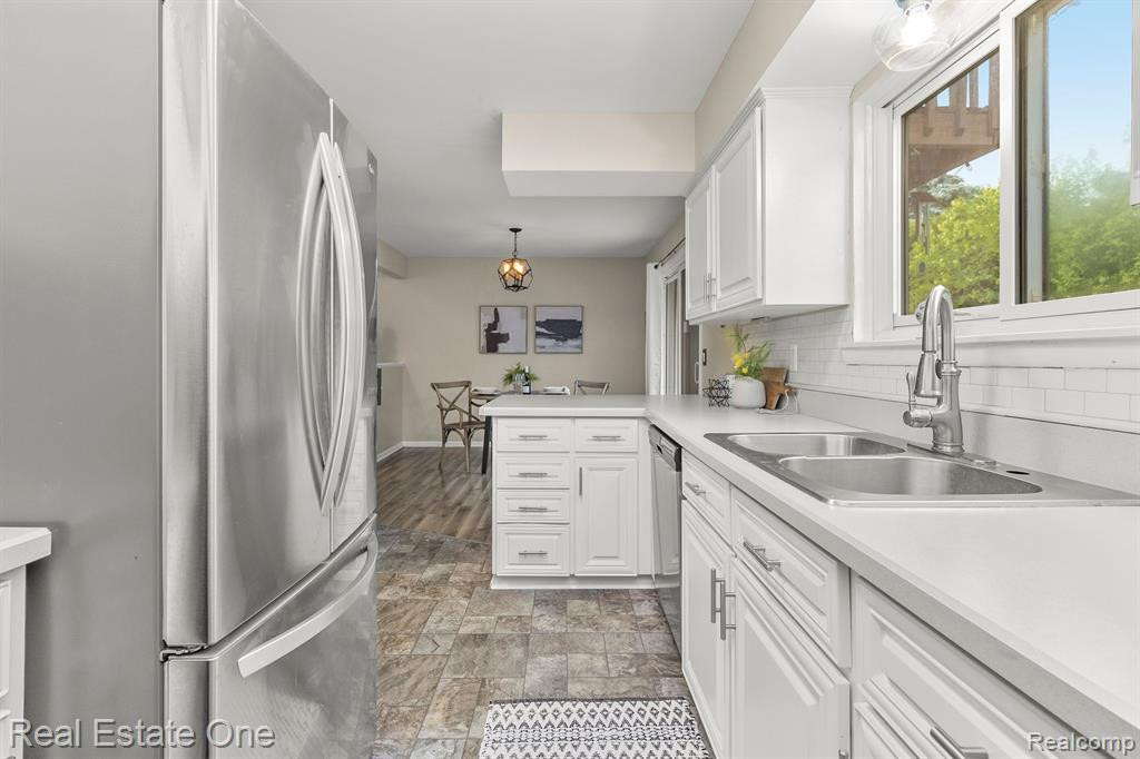 102 CONDA Lane, Oxford, MI 48371 — Photo 19