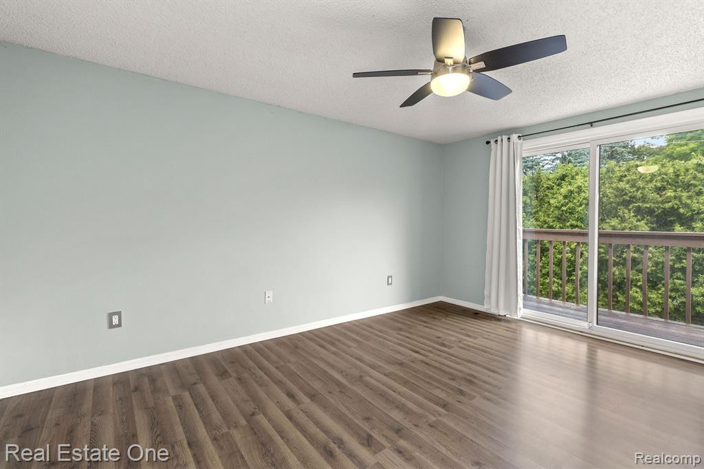 102 CONDA Lane, Oxford, MI 48371 — Photo 23