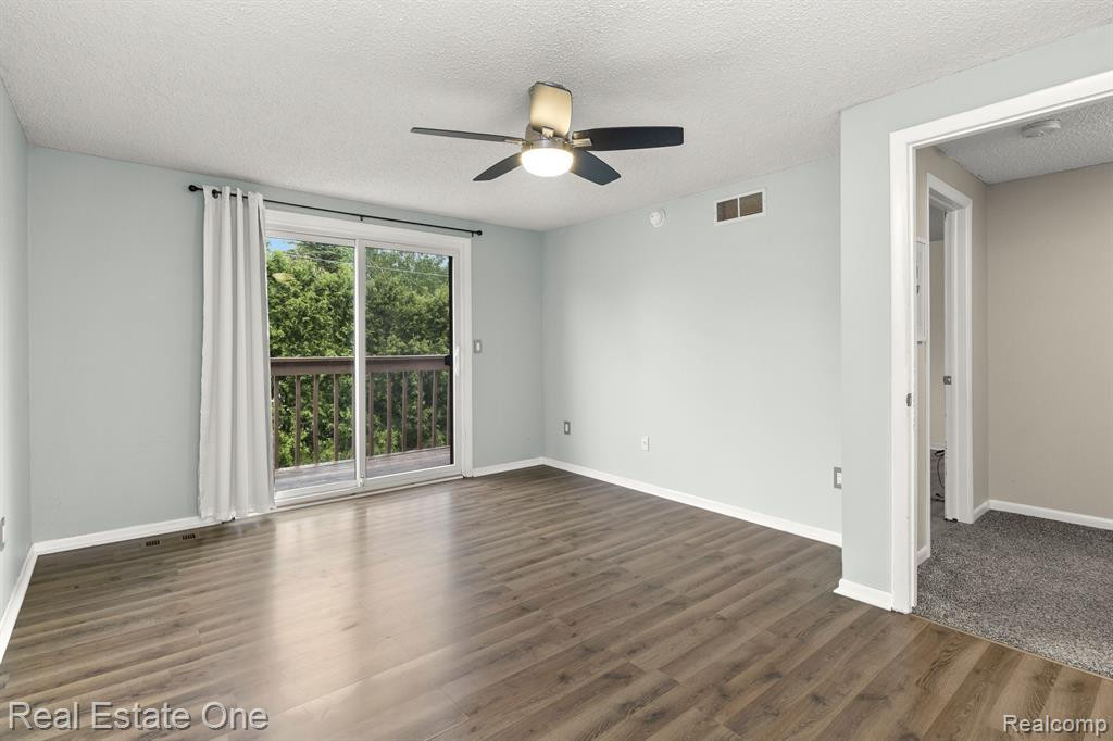 102 CONDA Lane, Oxford, MI 48371 — Photo 25