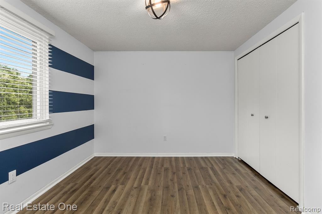 102 CONDA Lane, Oxford, MI 48371 — Photo 29