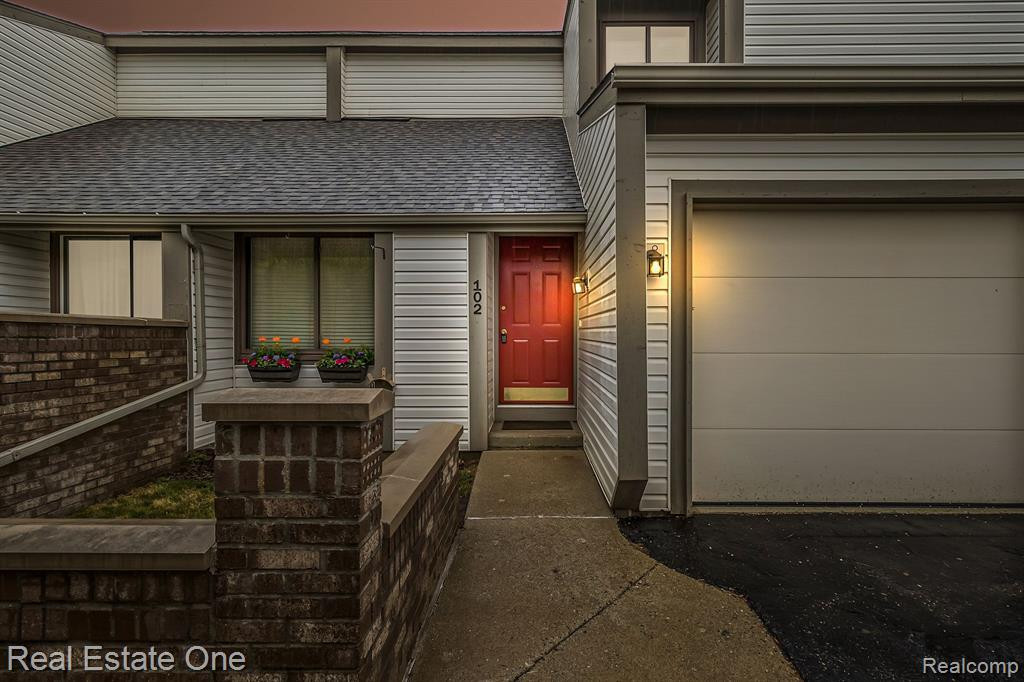 102 CONDA Lane, Oxford, MI 48371 — Photo 41