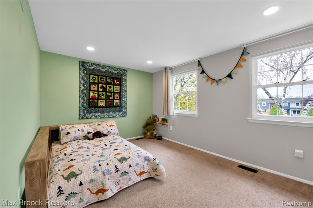 24652 OLDE ORCHARD Street, Novi, MI — Photo 15