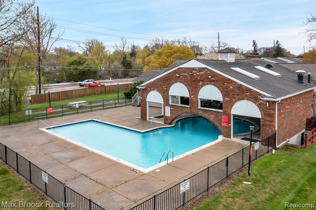 24652 OLDE ORCHARD Street, Novi, MI — Photo 38