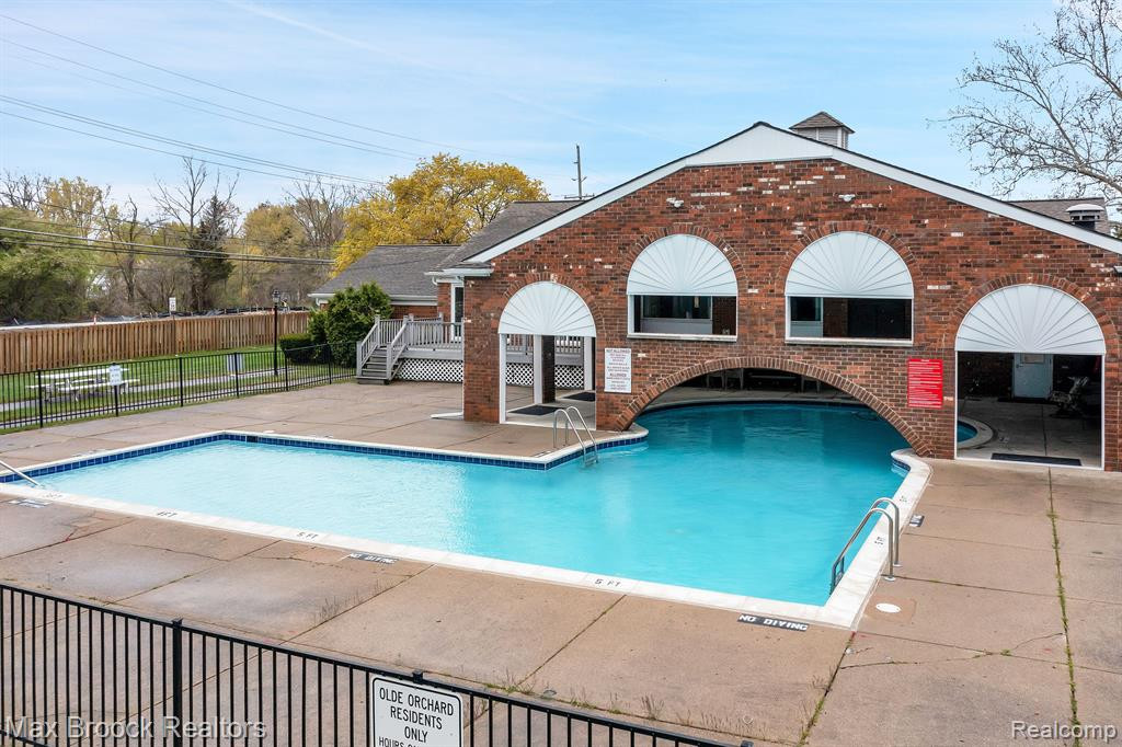 24652 OLDE ORCHARD Street, Novi, MI — Photo 39