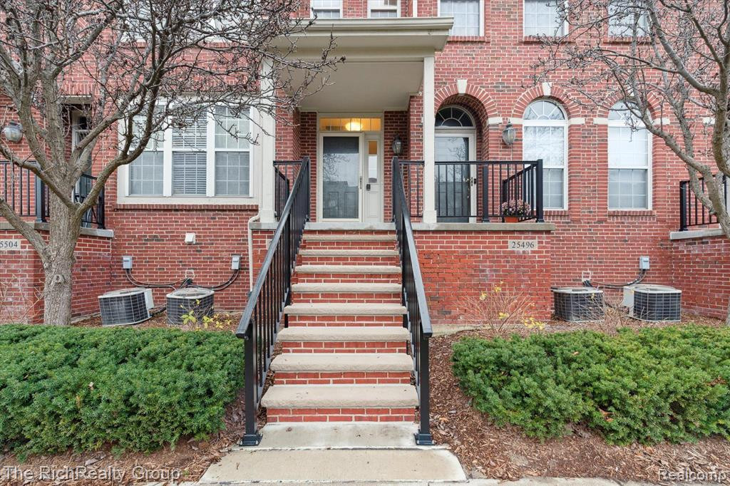 25500 SAINT JAMES, Southfield, MI 48075 — Photo 2