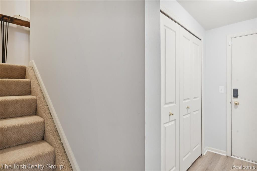 25500 SAINT JAMES, Southfield, MI 48075 — Photo 6
