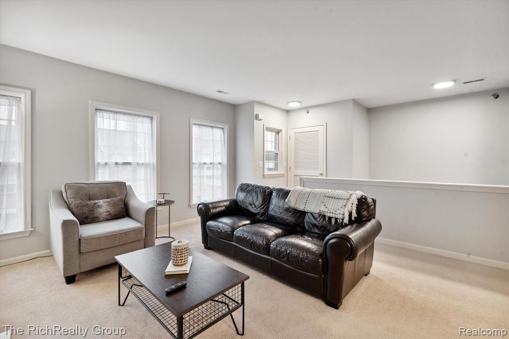 25500 SAINT JAMES, Southfield, MI 48075 — Photo 9
