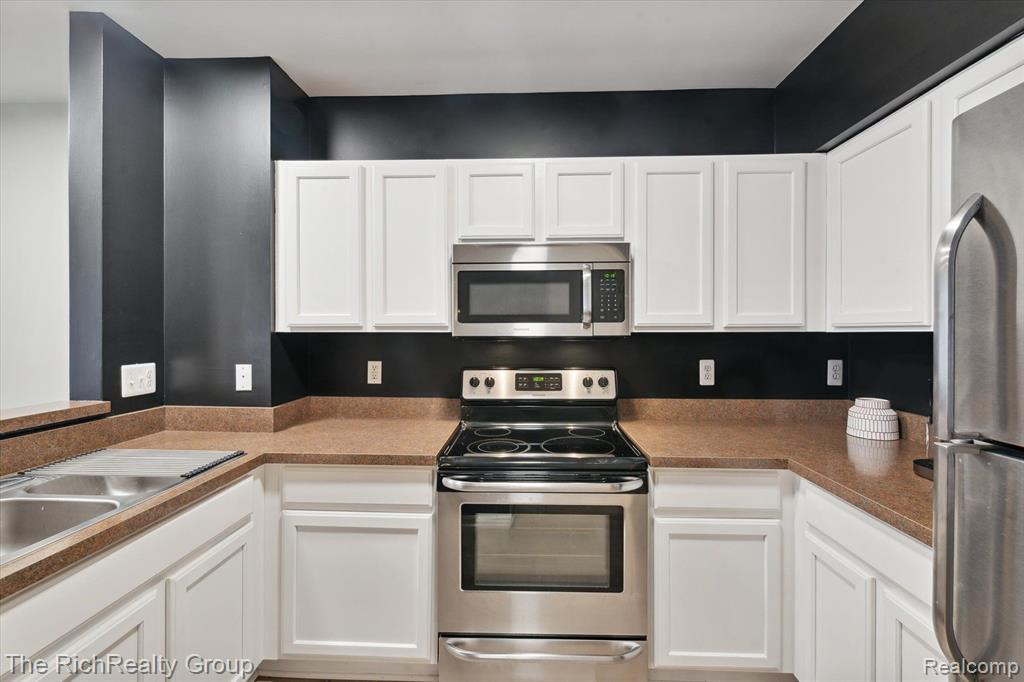 25500 SAINT JAMES, Southfield, MI 48075 — Photo 23