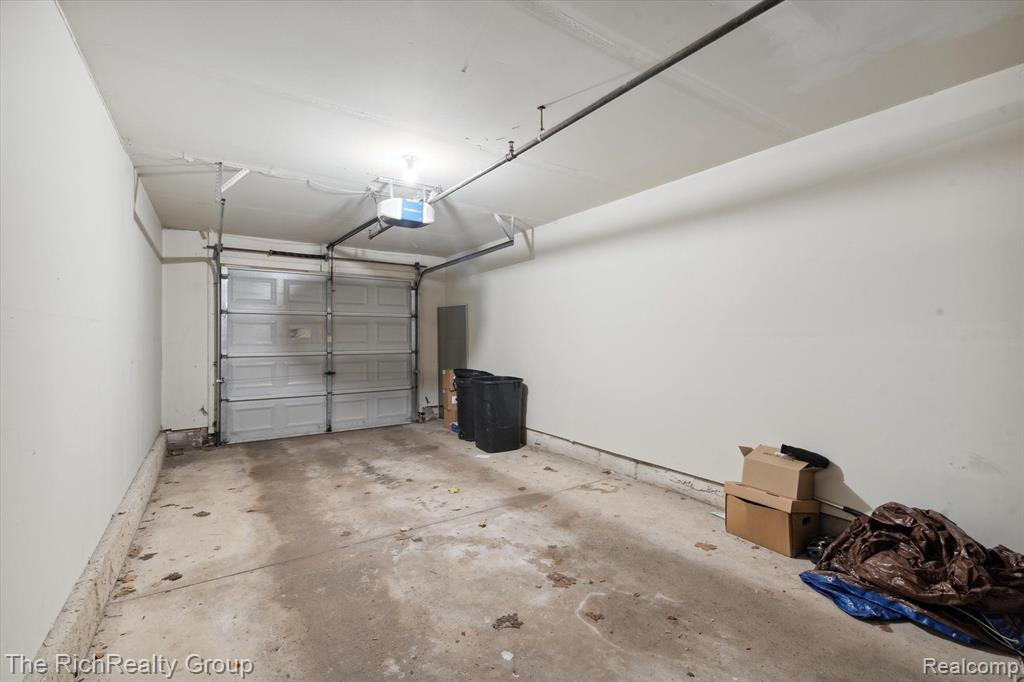25500 SAINT JAMES, Southfield, MI 48075 — Photo 38