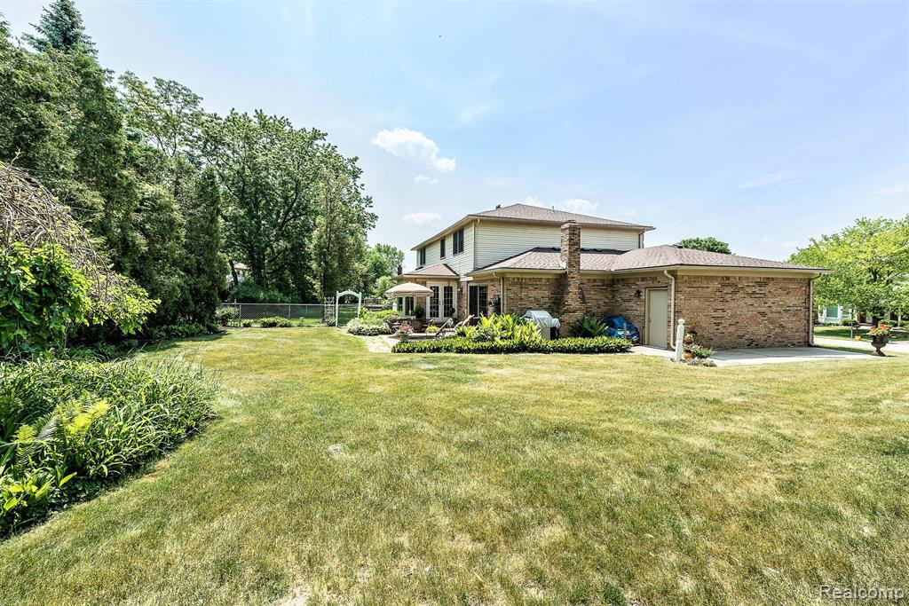 42280 Bradner Road, Northville, MI 48168 — Photo 26