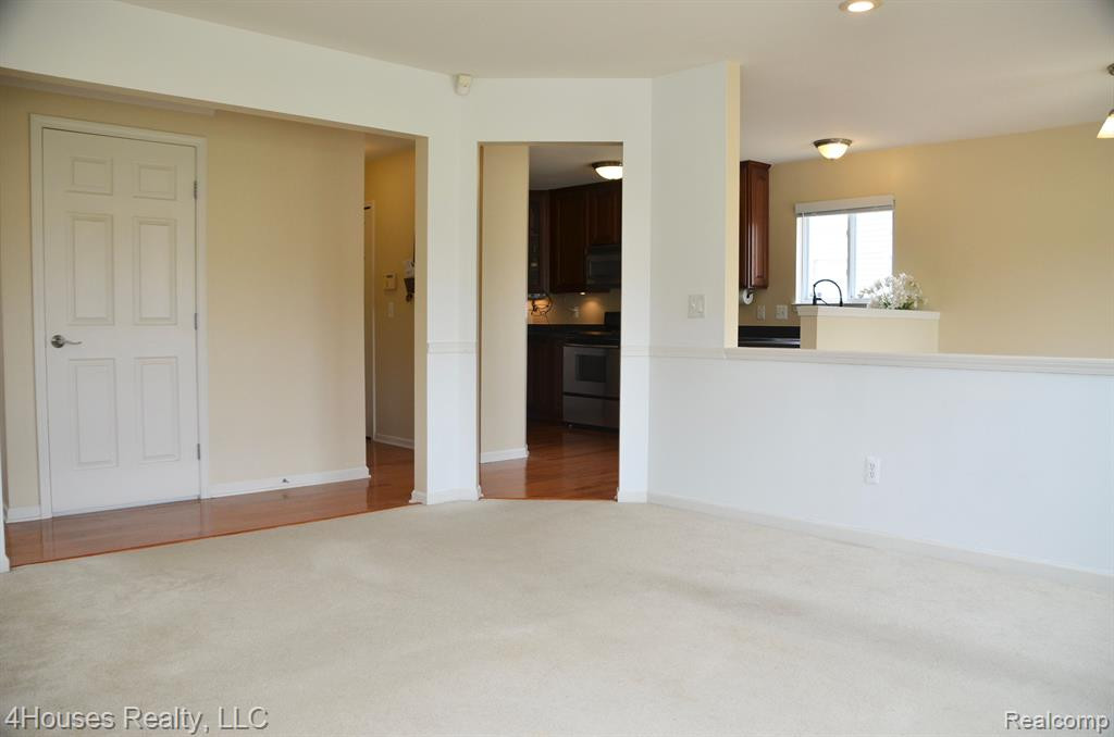 1782 SAVANNAH Lane, Ypsilanti, MI 48198 — Photo 12