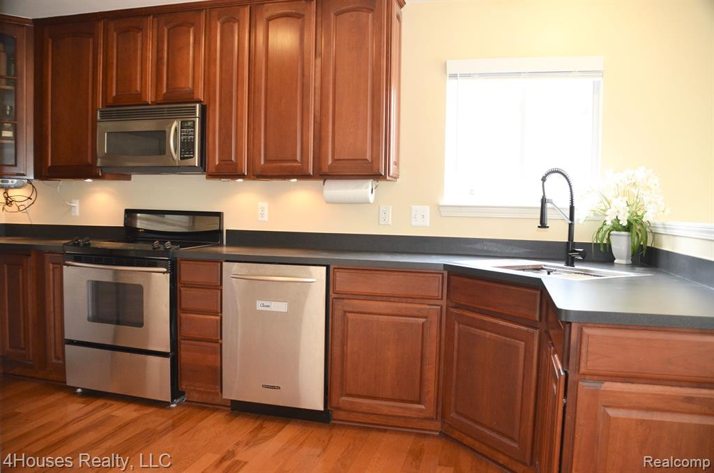 1782 SAVANNAH Lane, Ypsilanti, MI 48198 — Photo 14