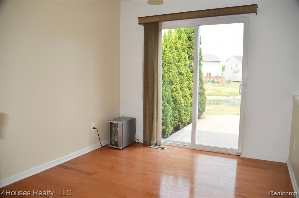 1782 SAVANNAH Lane, Ypsilanti, MI 48198 — Photo 16