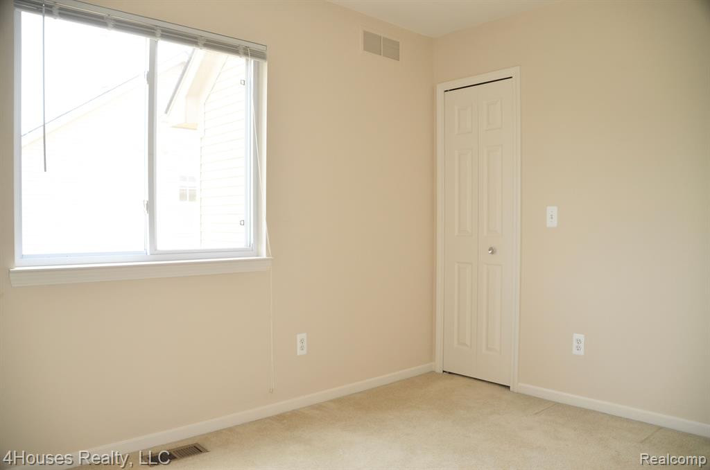 1782 SAVANNAH Lane, Ypsilanti, MI 48198 — Photo 36