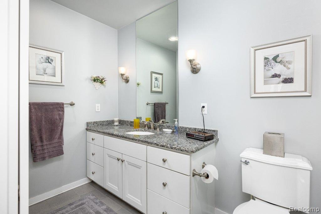 41858 CANTEBURY Drive, Novi, MI 48377 — Photo 18