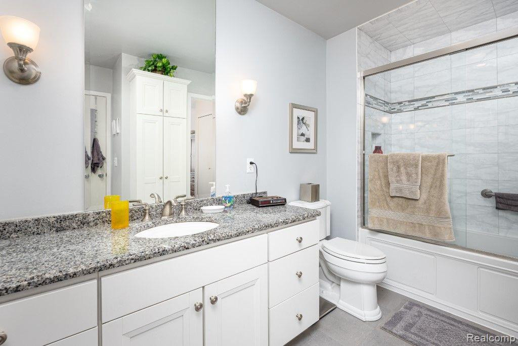 41858 CANTEBURY Drive, Novi, MI 48377 — Photo 19