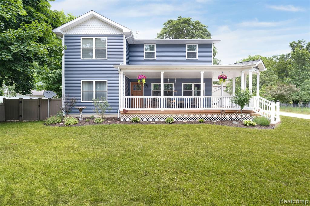 74100 Crull Street, Armada, MI — front exterior
