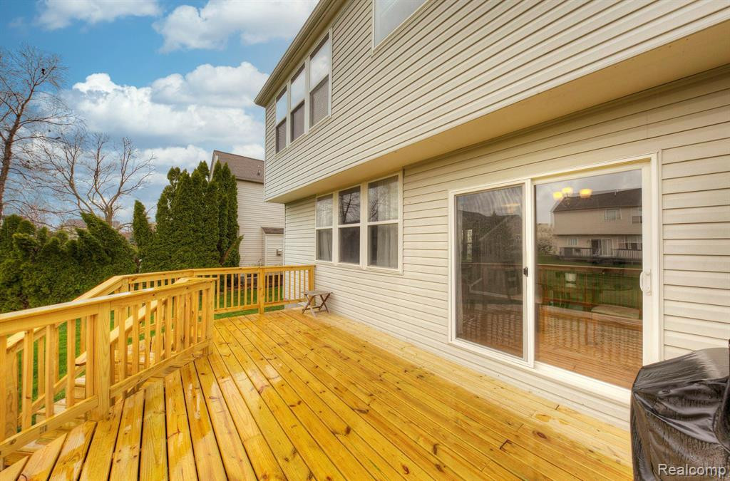 9736 Ravenshire Drive, Ypsilanti, MI 48198 — Photo 41