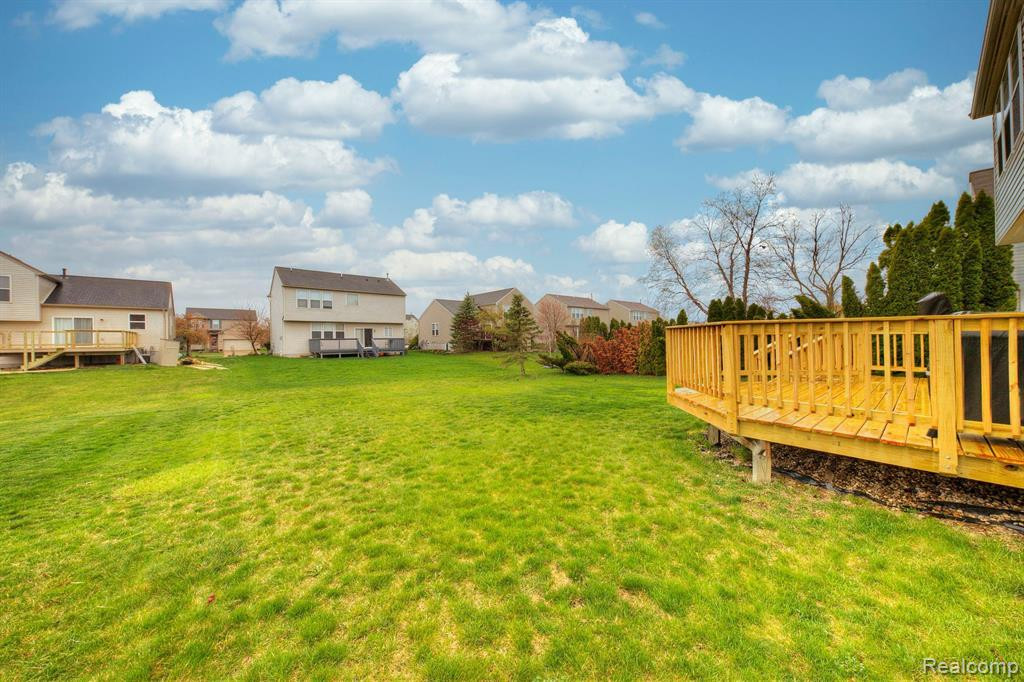 9736 Ravenshire Drive, Ypsilanti, MI 48198 — Photo 43