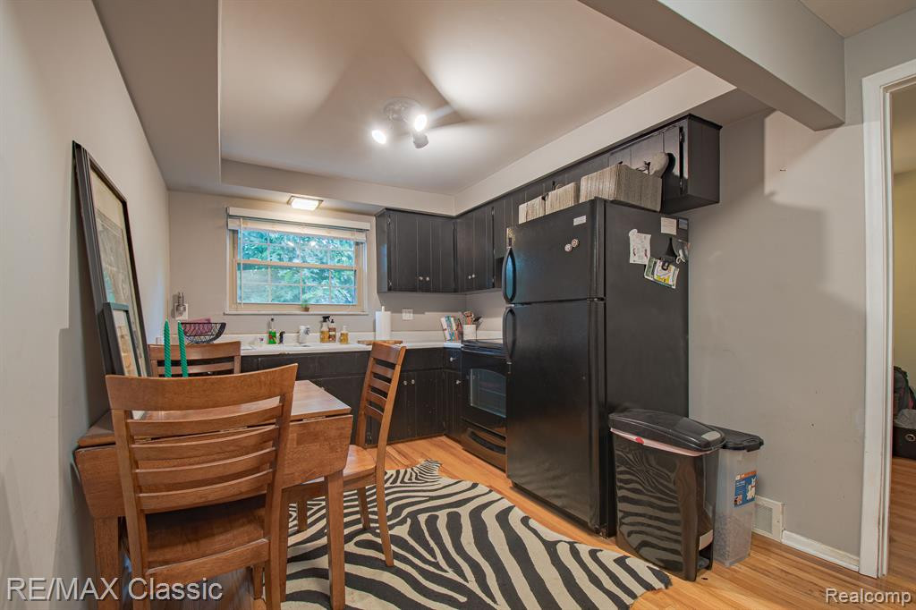 615 LEON Road, Walled Lake, MI 48390 — Photo 5
