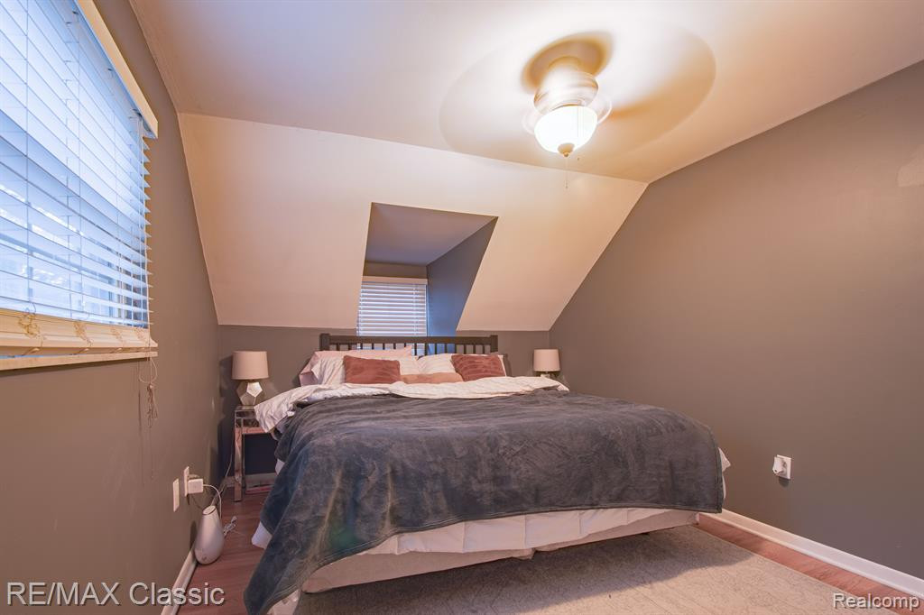 615 LEON Road, Walled Lake, MI 48390 — Photo 9