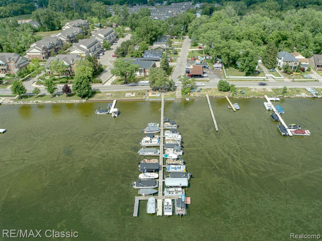 615 LEON Road, Walled Lake, MI 48390 — Photo 19