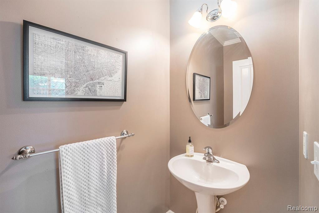 4280 HAMPTON RIDGE Boulevard, Howell, MI 48843 — Photo 8