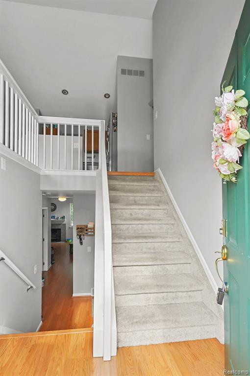 303 Victorian Lane, Belleville, MI 48111 — Photo 3