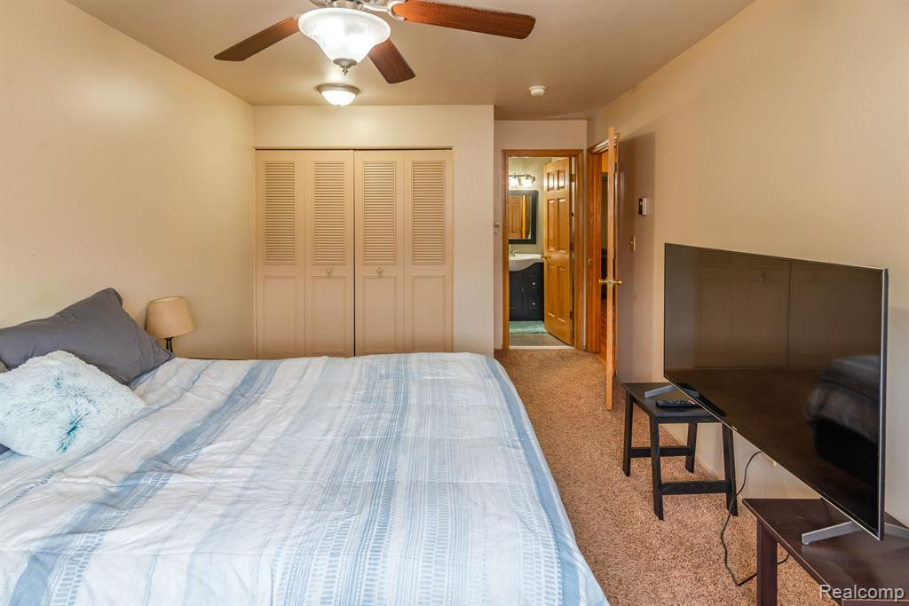 7490 WOODVIEW Street, 3, Westland, MI — Photo 18