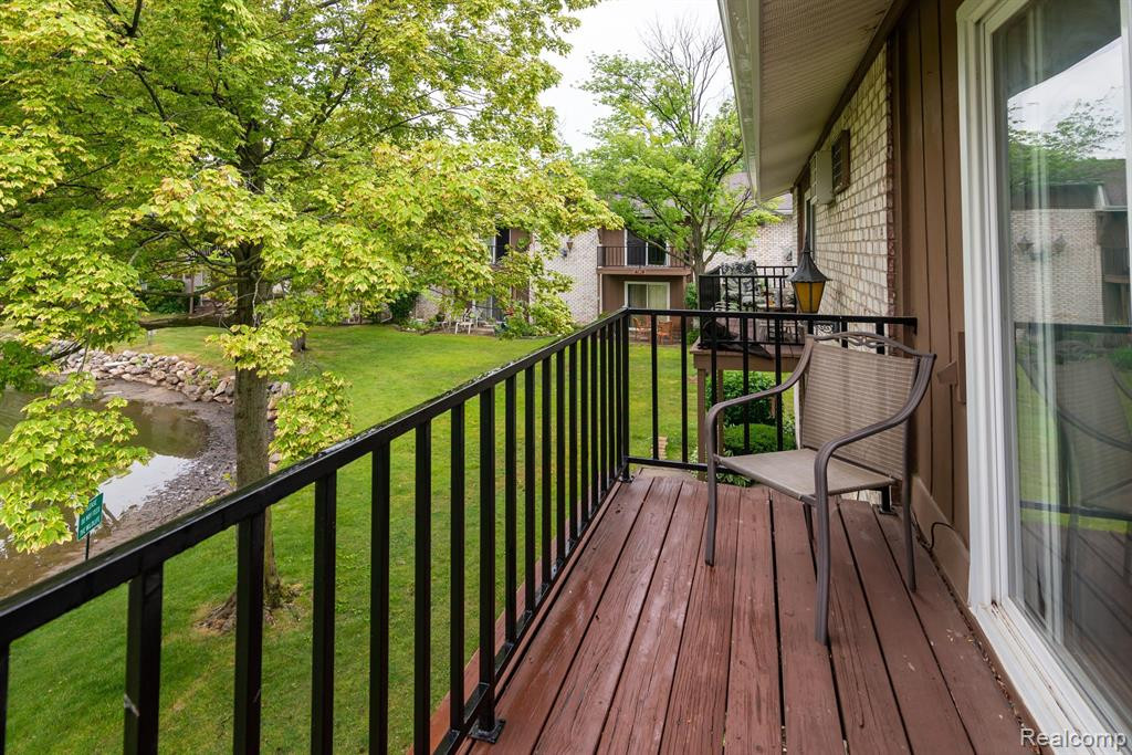 7490 WOODVIEW Street, 3, Westland, MI — Photo 25
