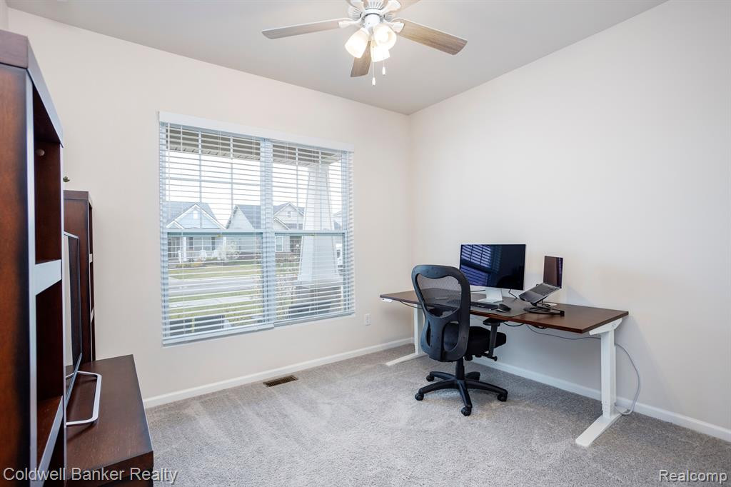 47780 BARRINGTON Drive, Canton, MI 48188 — Photo 9