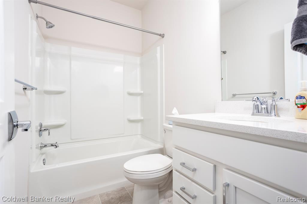 47780 BARRINGTON Drive, Canton, MI 48188 — Photo 11