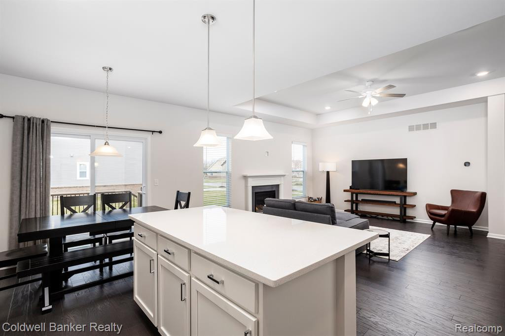 47780 BARRINGTON Drive, Canton, MI 48188 — Photo 16
