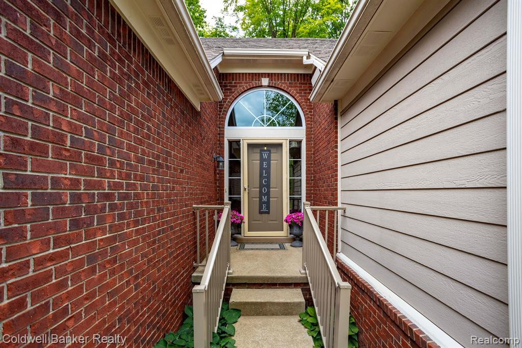 30141 BRIGHTWOOD Drive, 46, Novi, MI 48377 — Photo 7