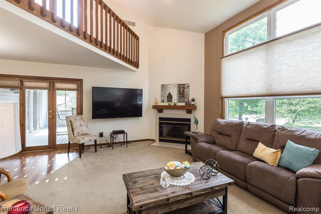 7690 GUNNISON, Brighton, MI 48114 — Photo 3