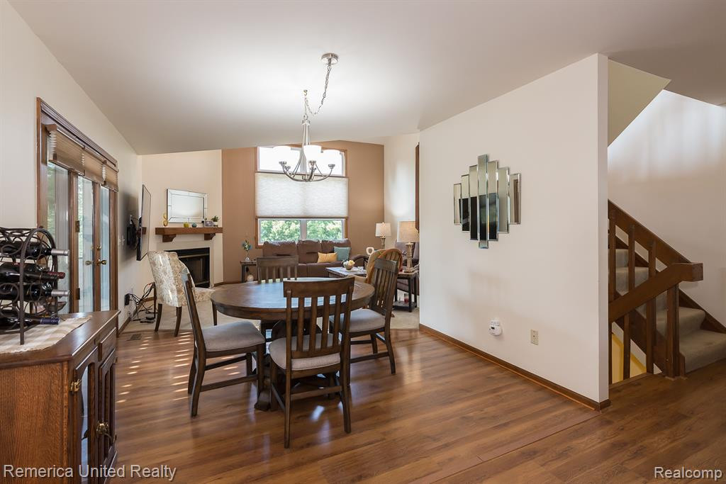 7690 GUNNISON, Brighton, MI 48114 — Photo 11