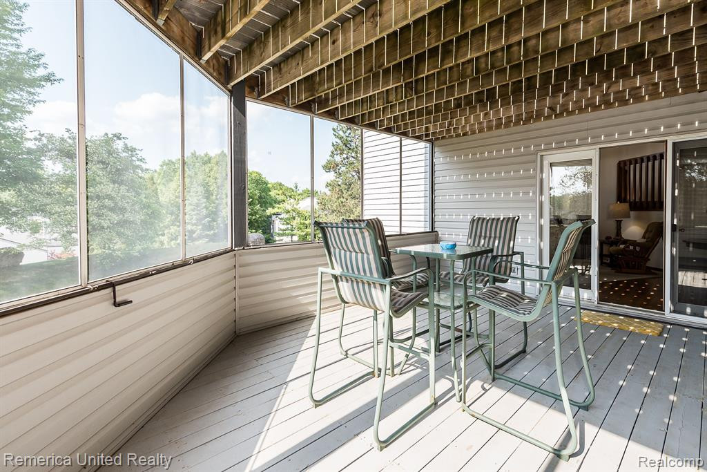7690 GUNNISON, Brighton, MI 48114 — Photo 15