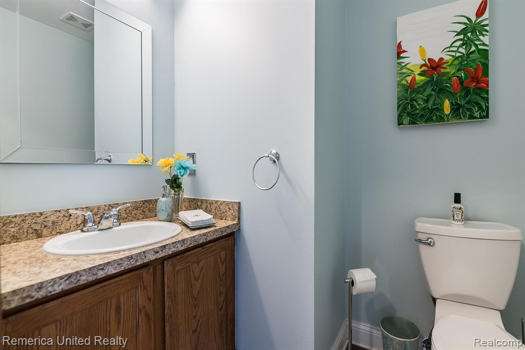 7690 GUNNISON, Brighton, MI 48114 — Photo 16