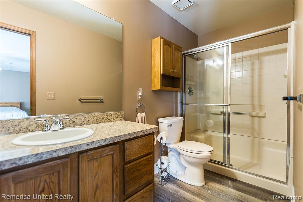 7690 GUNNISON, Brighton, MI 48114 — Photo 31