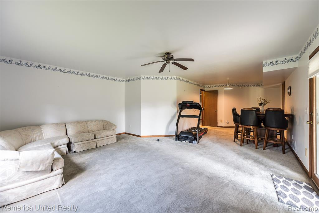 7690 GUNNISON, Brighton, MI 48114 — Photo 33