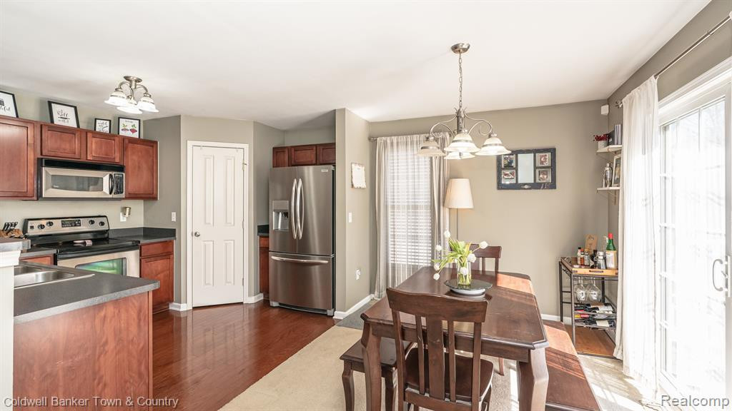 4009 RADCLIFF Drive, 168, Canton, MI 48188 — Photo 17