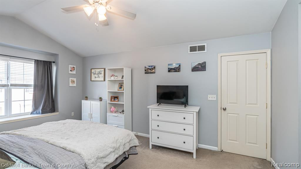 4009 RADCLIFF Drive, 168, Canton, MI 48188 — Photo 24