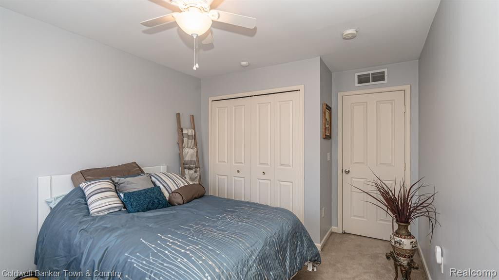 4009 RADCLIFF Drive, 168, Canton, MI 48188 — Photo 31