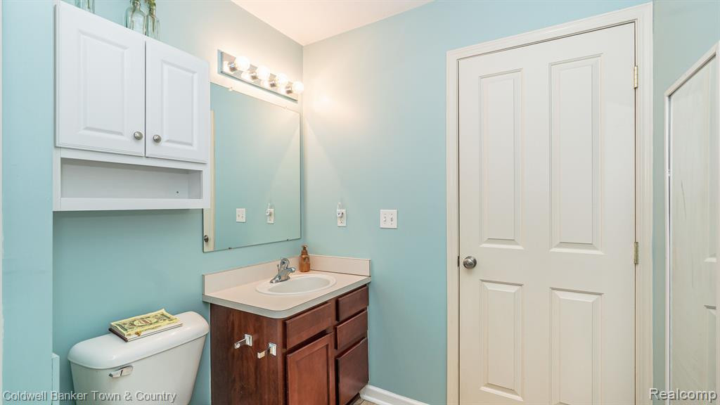 4009 RADCLIFF Drive, 168, Canton, MI 48188 — Photo 33