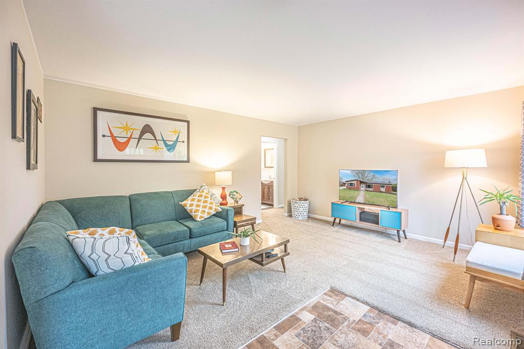 2523 HAMPSHIRE Road, Ann Arbor, MI 48104 — Photo 5